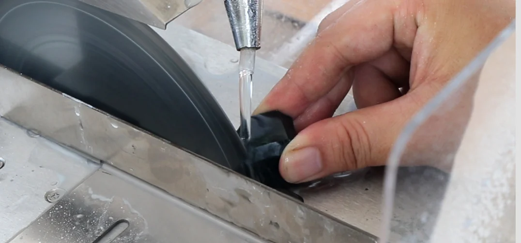 Facet Machine Gemstone Cutting - آلة صقل وتلميع الأحجار الكريمة والمجوهرات،